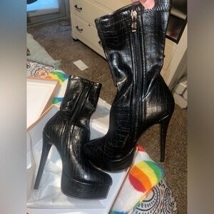 Black Platform Croc-Embossed Women's Boots